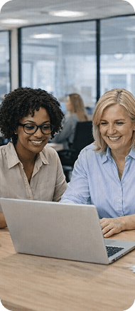 Gestoras a trabalhar na organização de pessoas