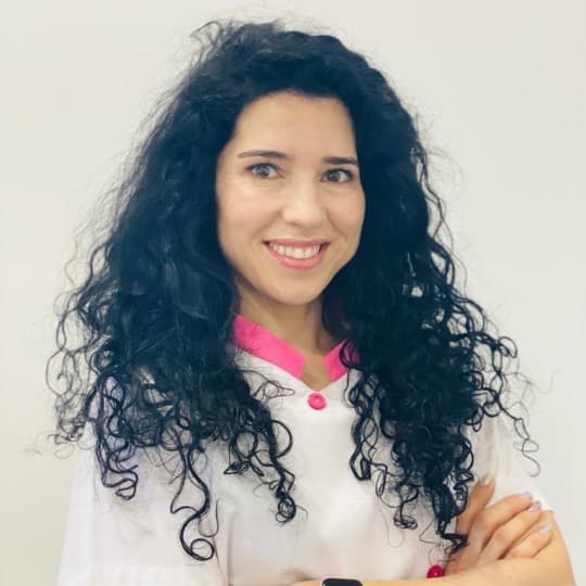Drª Carla Mendes